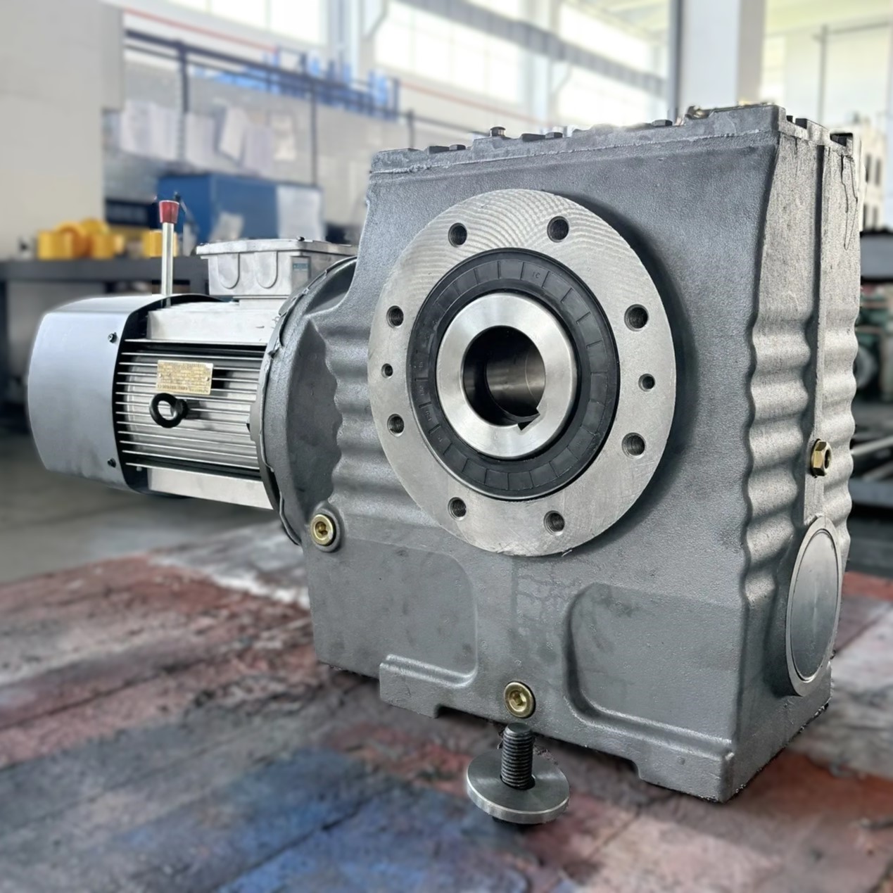 S Series Helical Worm Gear Reducer